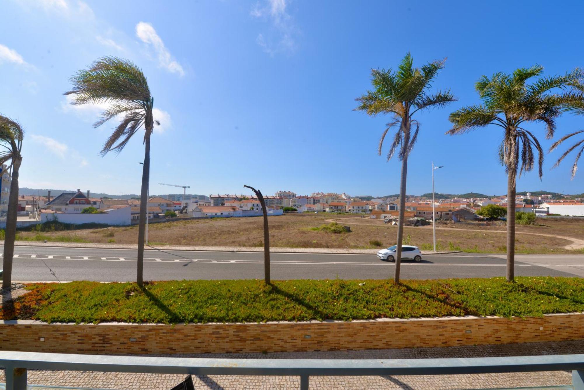 Pebble - 1 Bedroom Apartment Sleeps 5 With Pool & Tennis Court São Martinho do Porto Buitenkant foto